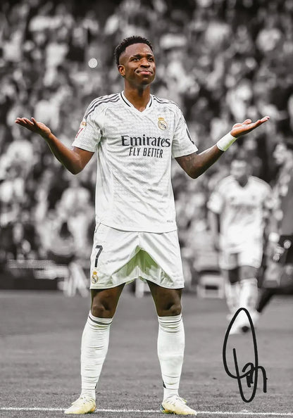VINICIUS JR-SIGN